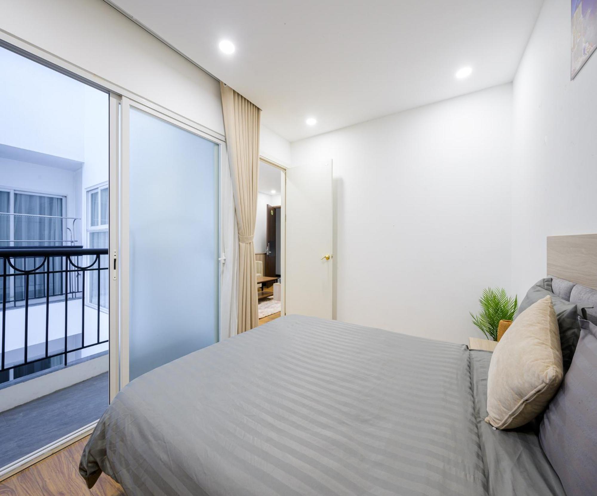 Luxe Paradise Residence Truc Bach Hanoi Exterior foto