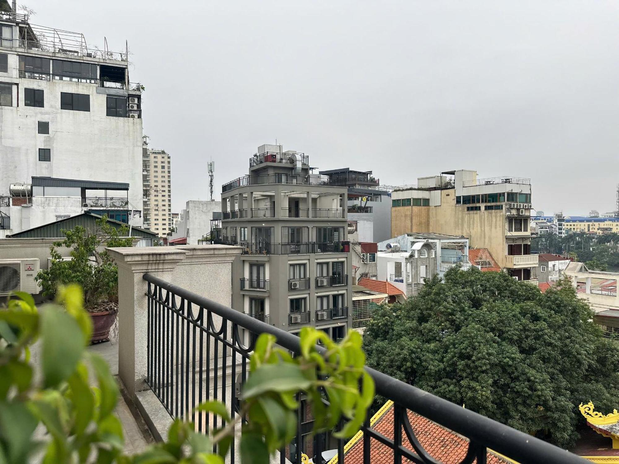 Luxe Paradise Residence Truc Bach Hanoi Exterior foto